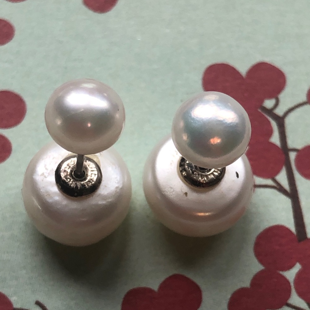 Freshwater button pearl earrings - Picture 5 of 6
